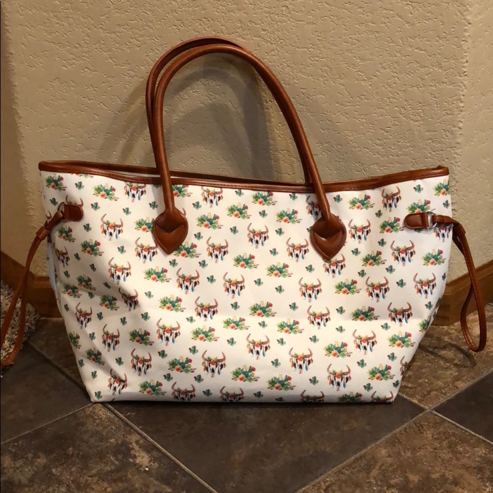 Longhorn Skull and Cactus Tote